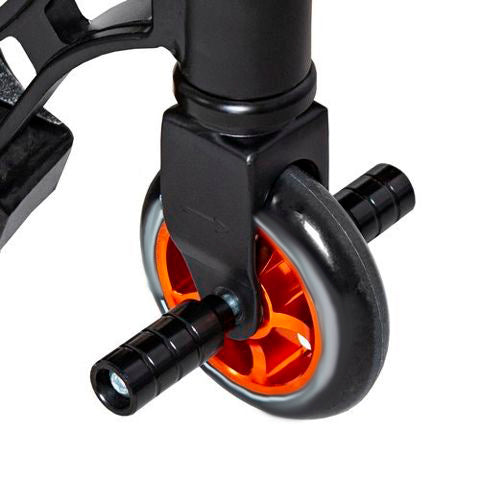 Trotineta freestyle, Zola, roti 100 mm, rulmenti de precizie ABEC-7, cadru metalic rezistent, greutate maxima suportata 100 kg, ideala pentru acrobatii si deplasare urbana, ghidon fix, platforma antiderapanta, dimensiuni 70 x 10 x 84 cm, neagra Trotineta freestyle, Zola, roti 100 mm, rulmenti de precizie ABEC-7, cadru metalic rezistent, greutate maxima suportata 100 kg, ideala pentru acrobatii si deplasare urbana, ghidon fix, platforma antiderapanta, dimensiuni 70 x 10 x 84 cm, neagra